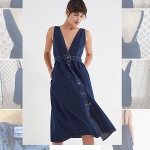 Urban Outfitters Danny plunge button down denim midi dress. Size S
